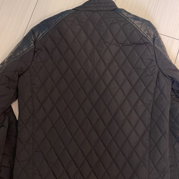 Zara Mens - Picture 5 of 5